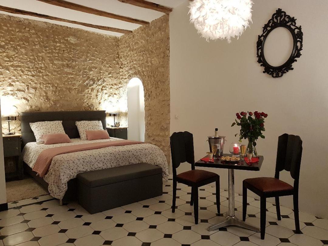 Le Grand Coudreau Bed & Breakfast Nazelles-Negron Luaran gambar